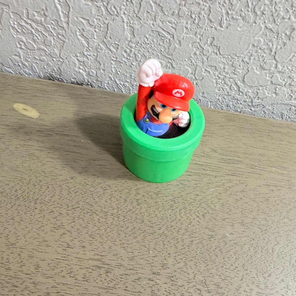 Nintendo Super Mario Bros Mario in Green Warp Pipe Collectible Figure Toy‎